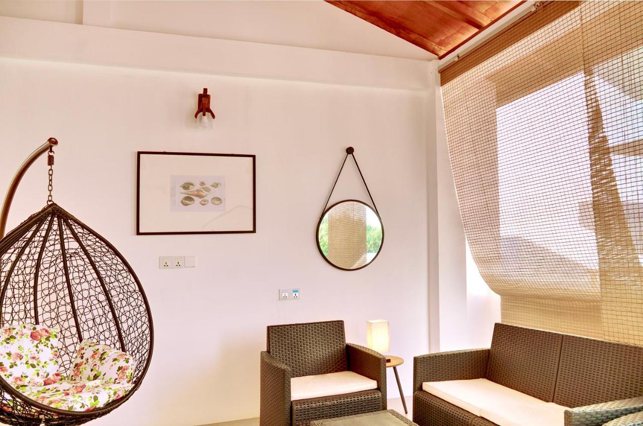Island Ambience Hotel Maafushi Ngoại thất bức ảnh