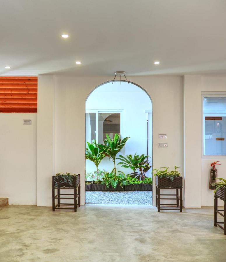 Island Ambience Hotel Maafushi Ngoại thất bức ảnh