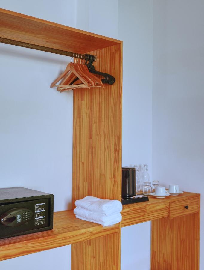 Island Ambience Hotel Maafushi Ngoại thất bức ảnh